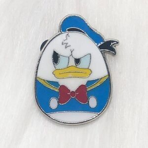 🔮‎ 5/$25 Disney Easter Egg Donald Duck Pin